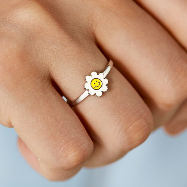 Your Smile Makes My Daisy White Wildflower Ring